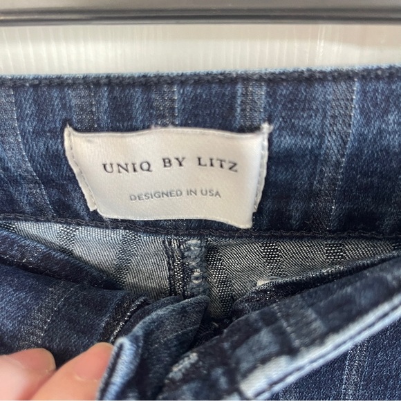 Uniq by Litz Jeans Women's 26 Blue Pinstripe Flare Leg Raw Hem Boho Retro - Picture 3 of 8